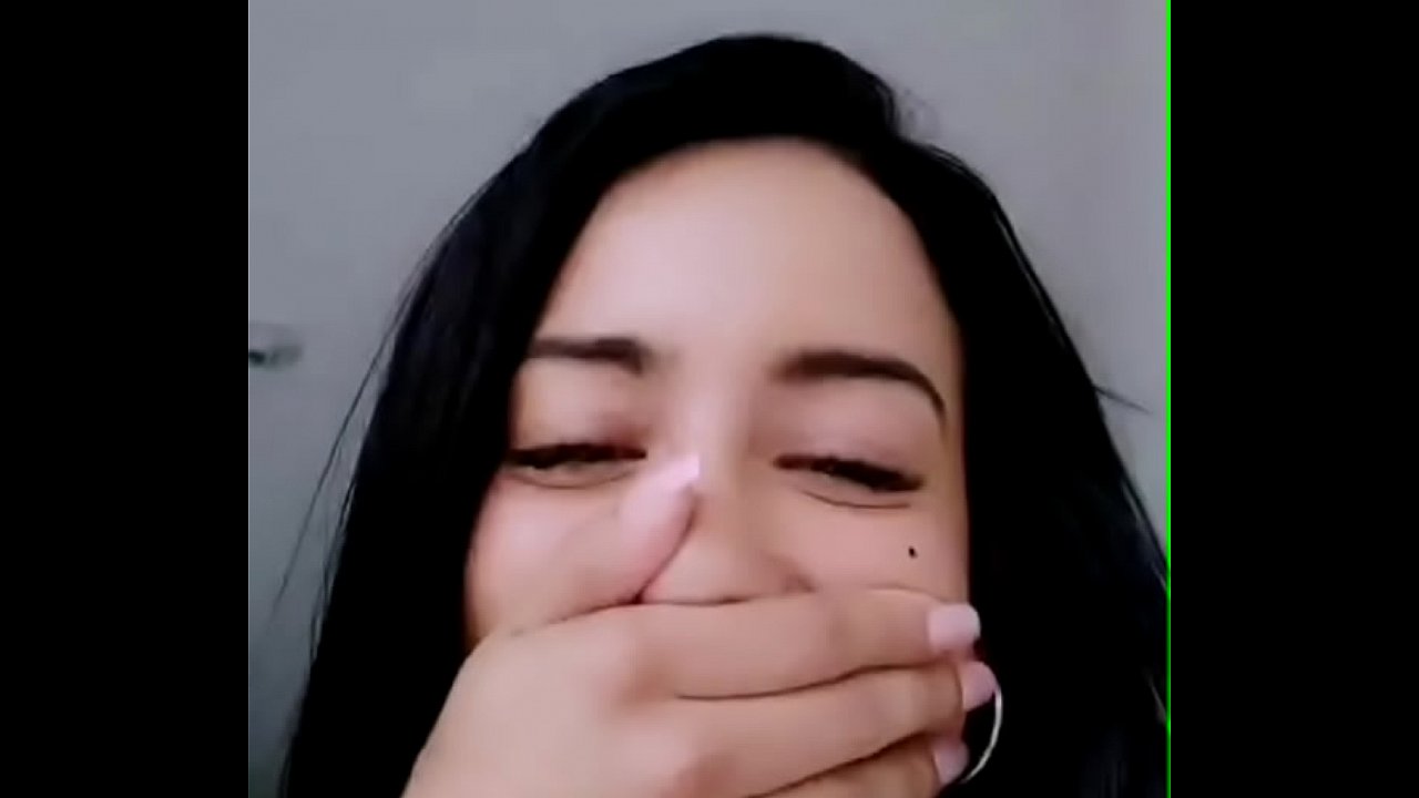 Colombiana d&aacute;ndola toda (se ve que la mama delicioso)
